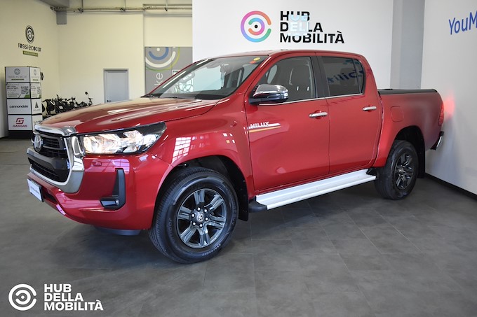 TOYOTA Hilux 2.8 D 4WD 4 porte Double Cab Lounge